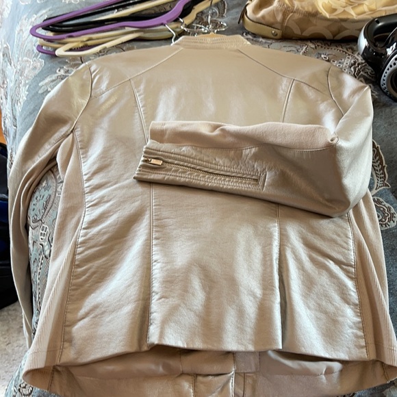 Express Gold jacket - Picture 2 of 3